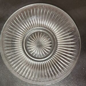 Gibson Everyday Malaysia Glass  Dinner Plate Clear Glass Starburt pattern 9"‎